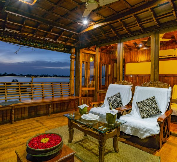 premium houseboat in Alleppey - travilius dmc